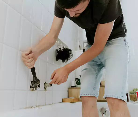 Affordable Bathtub Faucet Replacement in Redmond: Choose Experienced Local Technicians